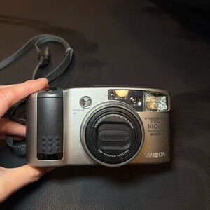 Freedom Zoom 140EX 35-140mm Silver Point & Shoot Film Camera